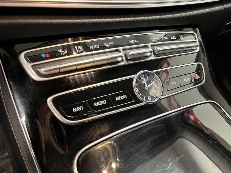 Mercedes E200 bild 18
