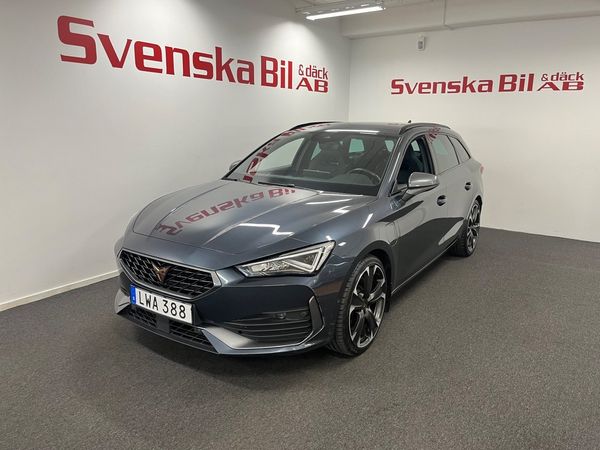 Cupra Leon LADDHYBRID Sportstourer Backkamera 2,99% ränta - 2024