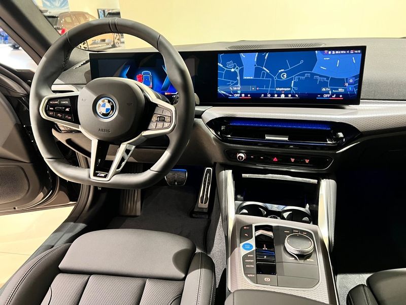BMW i4 bild 9