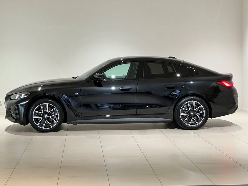BMW i4 bild 2