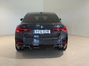 BMW i4 bild 10