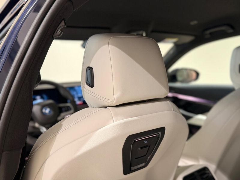 BMW i5 bild 7
