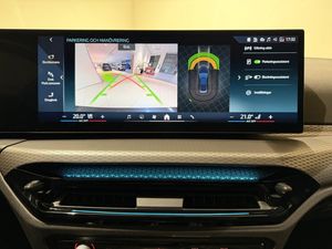 BMW 330 bild 10