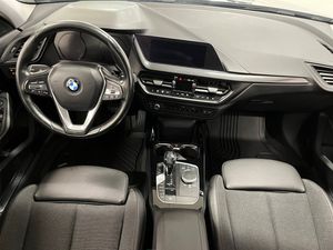 BMW 118 bild 18