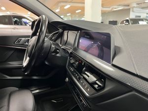 BMW 118 bild 21