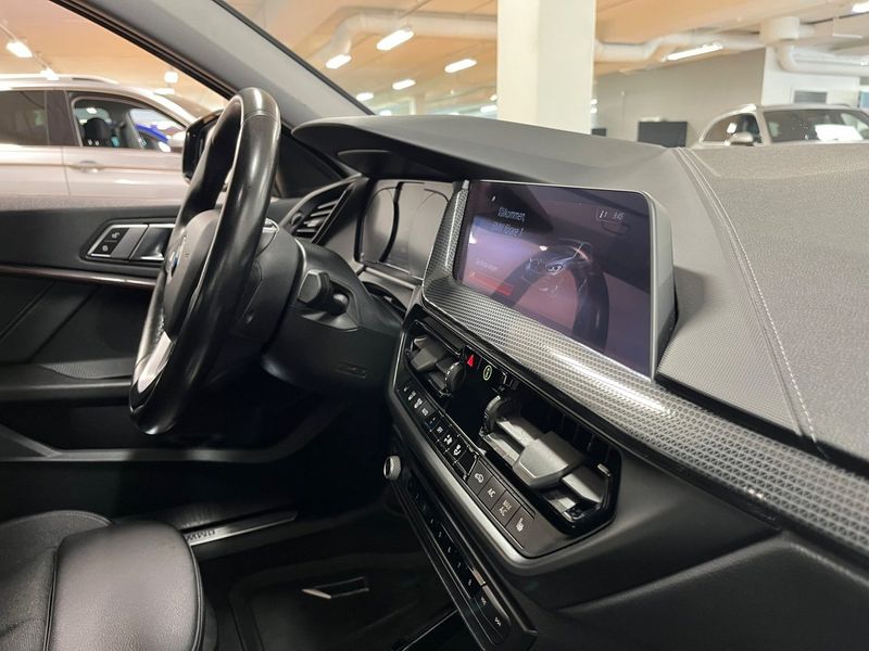 BMW 118 bild 21