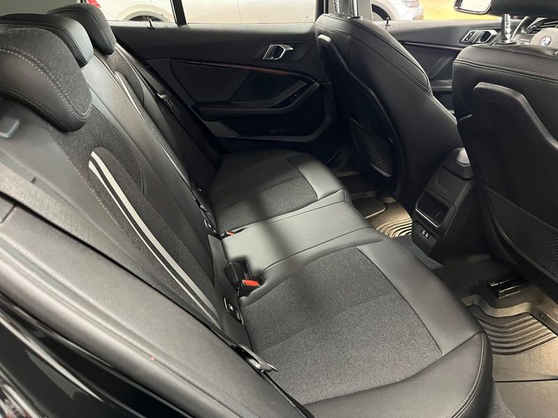 BMW 118 bild 23