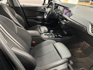 BMW 118 bild 22