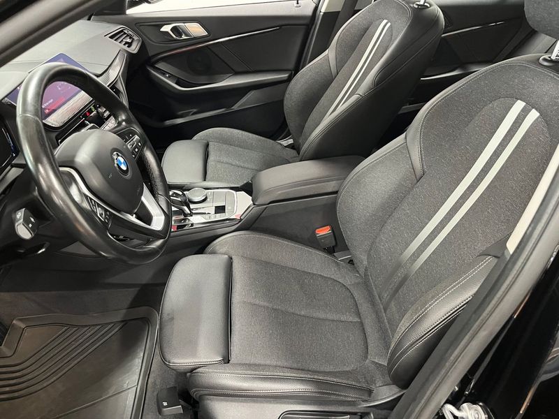 BMW 118 bild 14