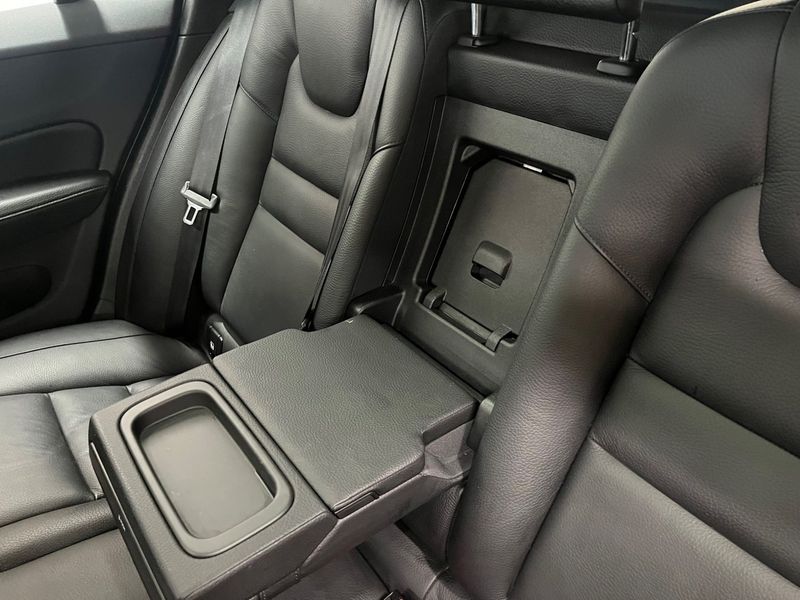 Volvo V60 bild 24