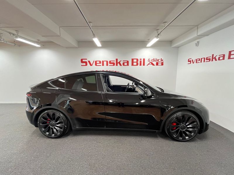 Tesla Model Y bild 7