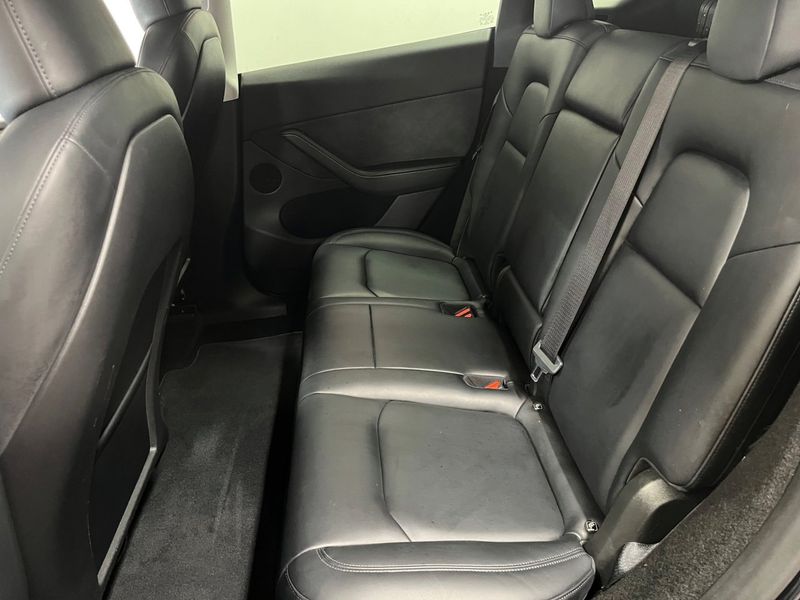 Tesla Model Y bild 20