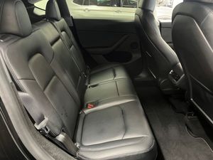 Tesla Model Y bild 19