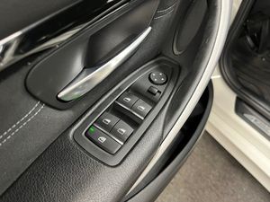 BMW 320 bild 11