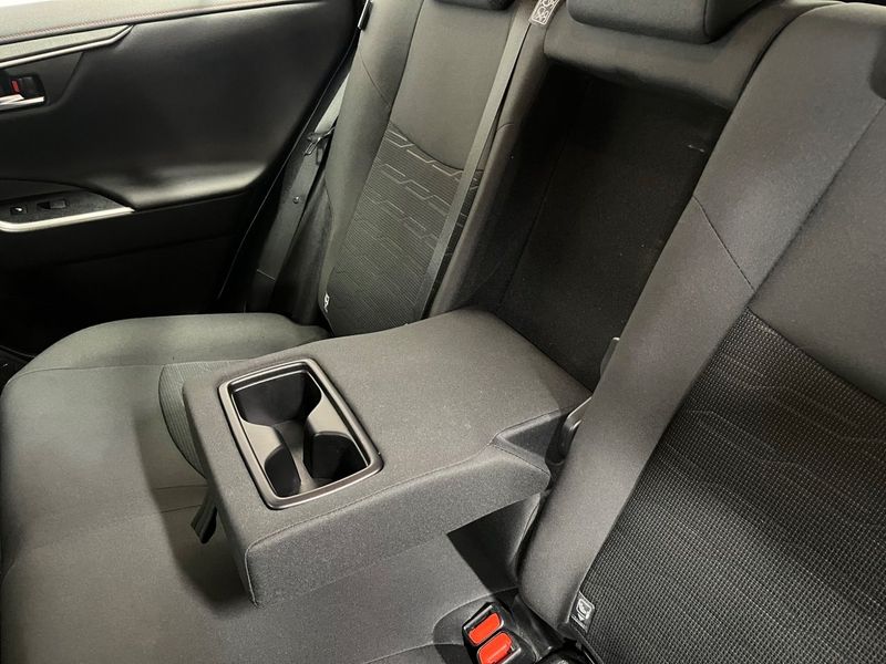 Toyota RAV4 bild 23