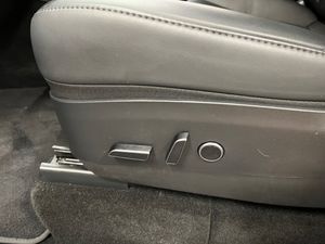 Tesla Model Y bild 10
