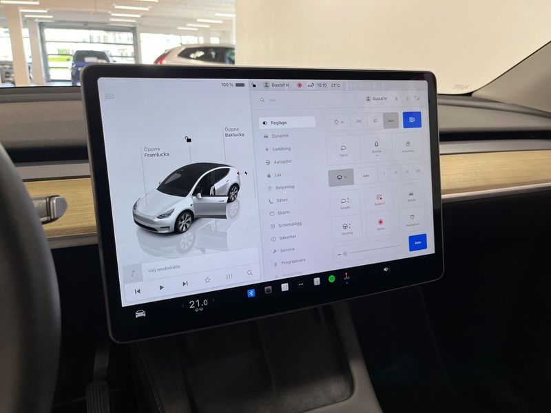 Tesla Model Y bild 14