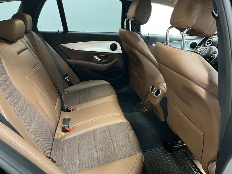 Mercedes E300 bild 24