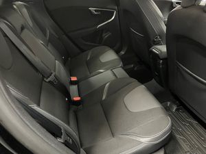 Volvo V40 bild 21