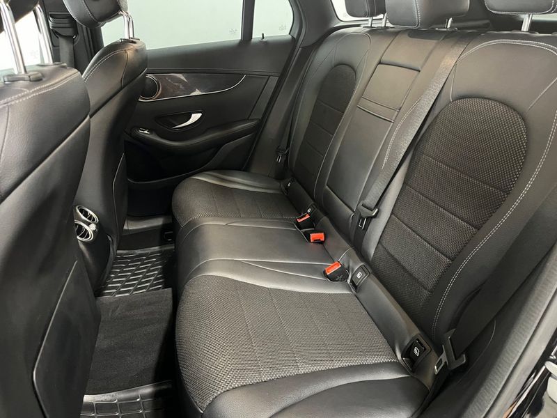 Mercedes GLC200 bild 21