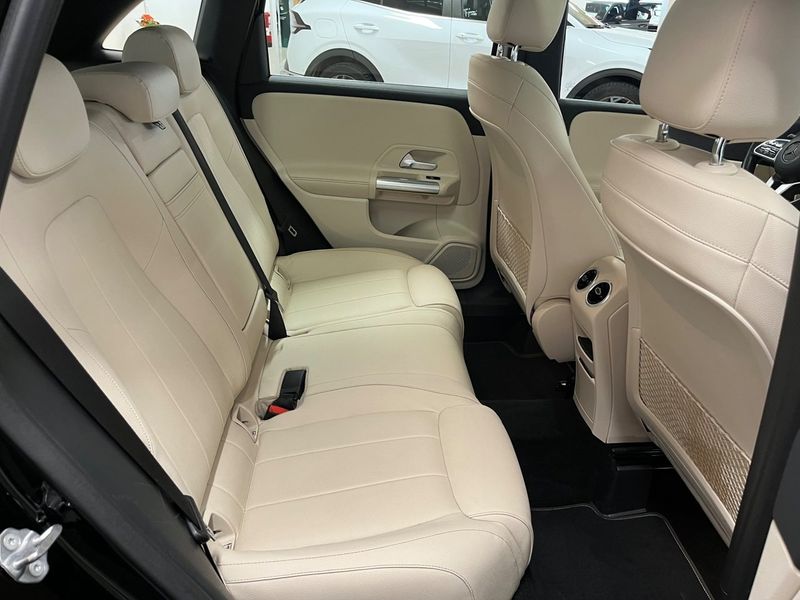 Mercedes B180 bild 22