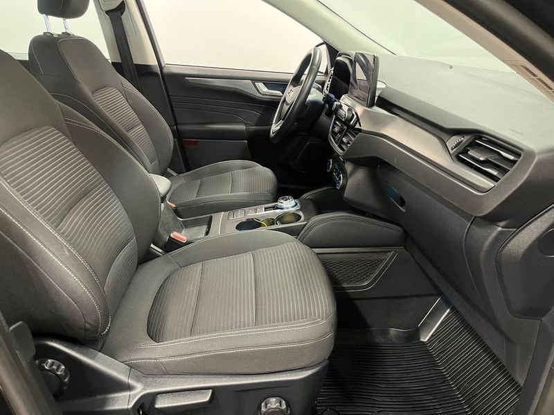 Ford Kuga bild 20