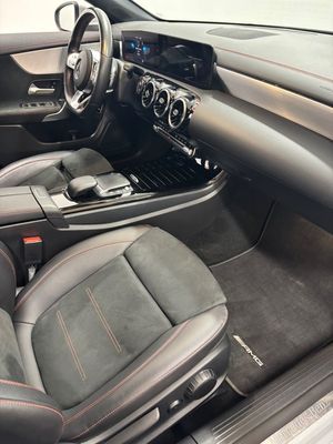 Mercedes CLA200 bild 14