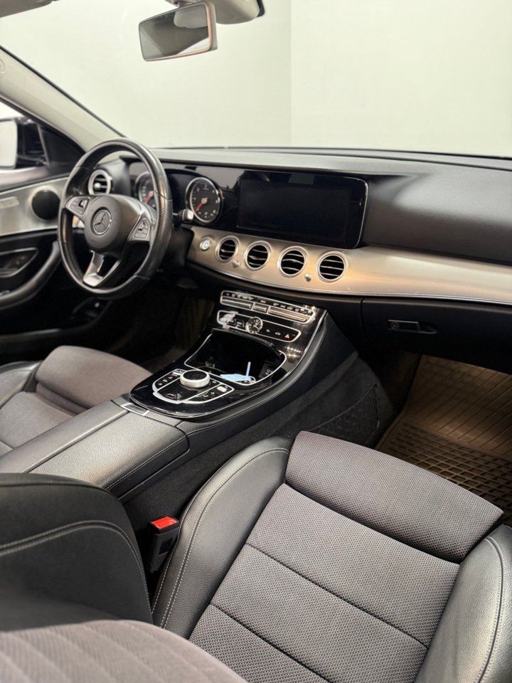 Mercedes E200 bild 14