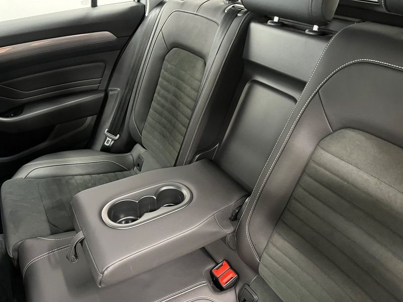 Volkswagen Passat bild 23