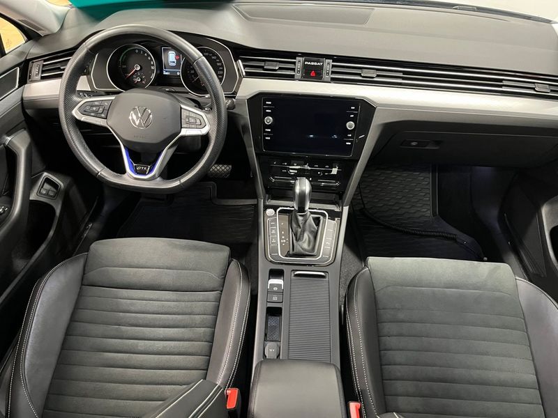 Volkswagen Passat bild 17
