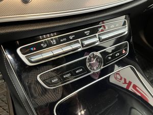 Mercedes E200 bild 21