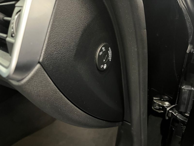 BMW i4 bild 26