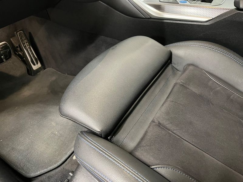BMW i4 bild 15
