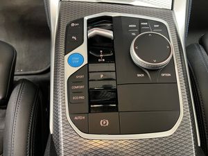 BMW i4 bild 24