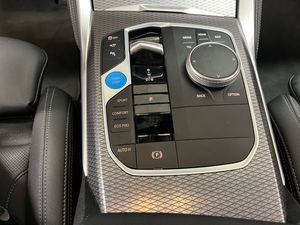 BMW i4 bild 21