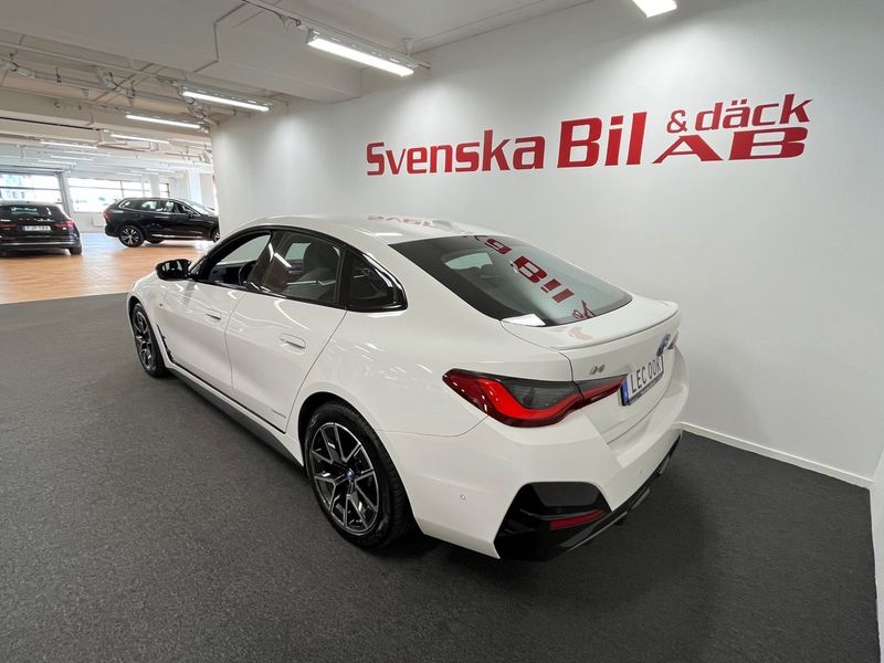 BMW i4 bild 11