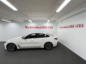BMW i4 bild 8