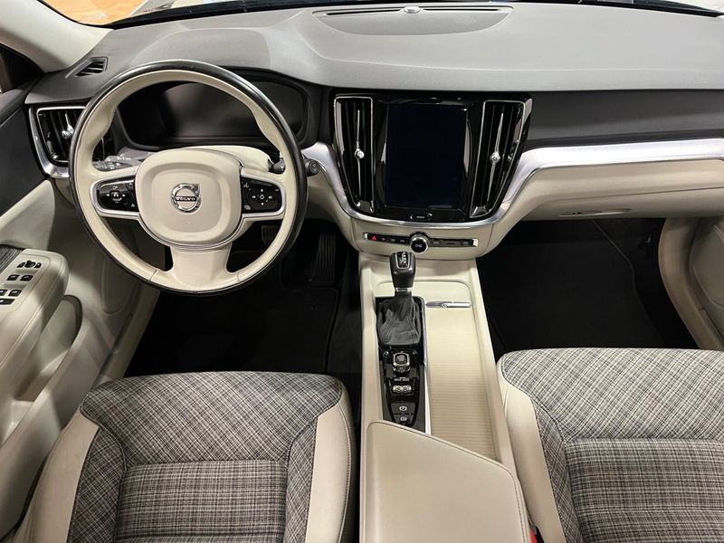 Volvo V60 bild 15