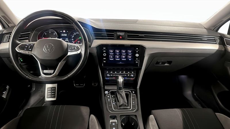 Volkswagen Passat bild 10