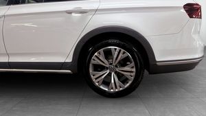 Volkswagen Passat bild 6