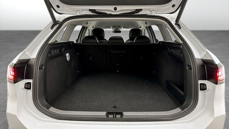Volkswagen Passat bild 12