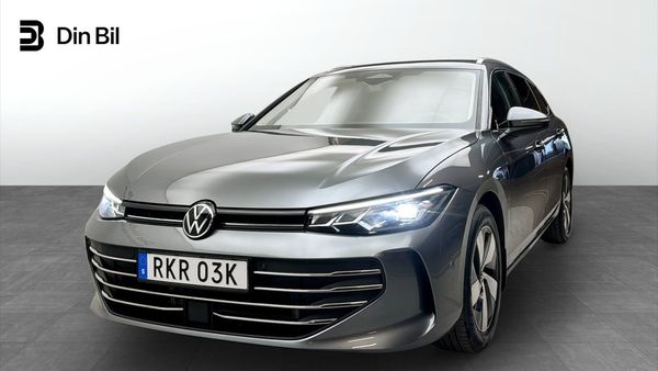 Volkswagen Passat eTSI15 DSG Business P-värmare/Drag - 2025