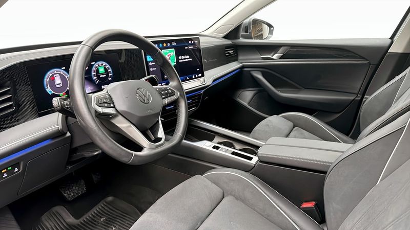 Volkswagen Passat bild 7