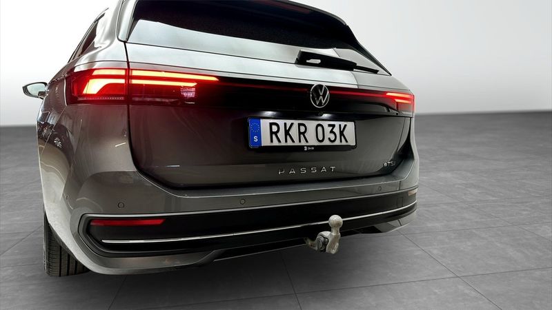 Volkswagen Passat bild 13