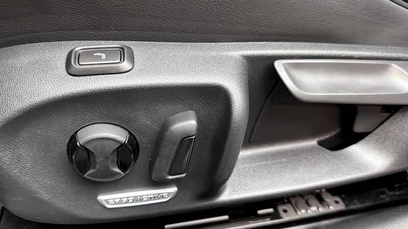 Volkswagen Passat bild 17