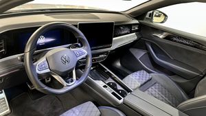 Volkswagen Passat bild 7