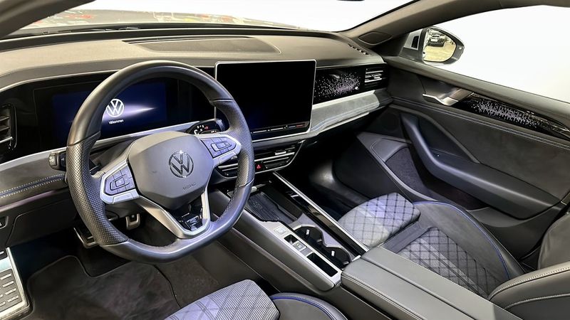 Volkswagen Passat bild 7