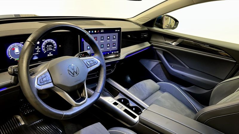 Volkswagen Passat bild 7