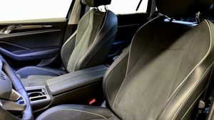 Volkswagen Passat bild 8
