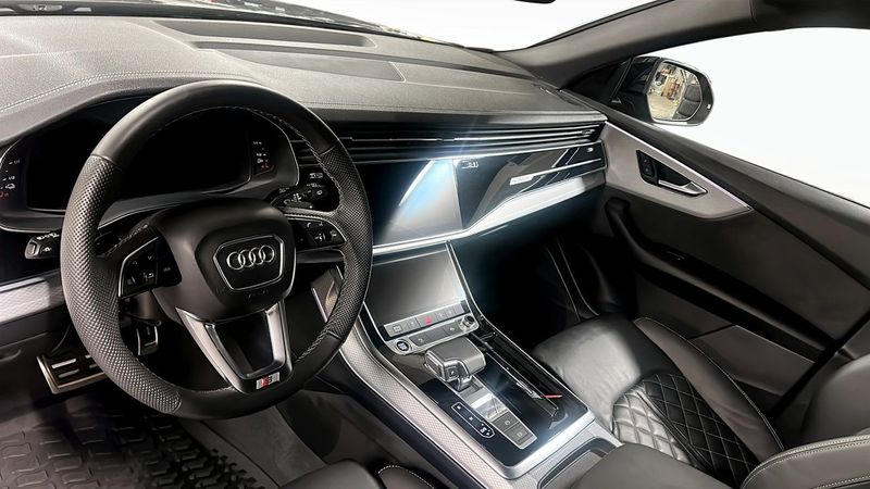 Audi Q8 bild 7